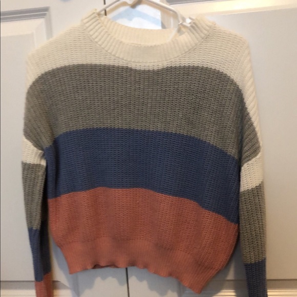 Cropped sweater - Picture 3 of 3